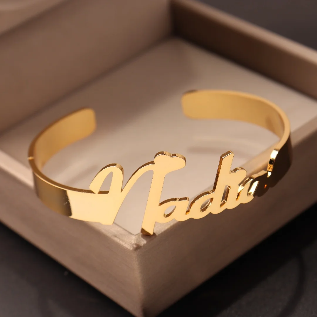 Personalisierter Namensarmreif für Frauen, offene Armbänder aus Edelstahl, Mädchenschmuck, personalisiertes Doppelname-Paar-Armband, Weihnachtsgeschenke – Detail 2