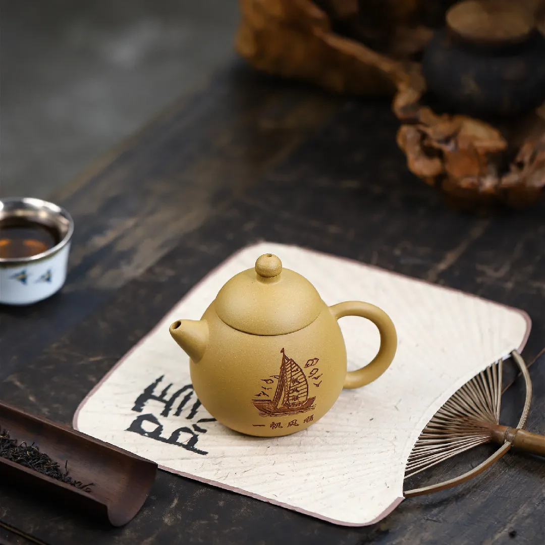 Yixing Purple Clay Teapot Ore Beige Famous Handmade Device Tea Set