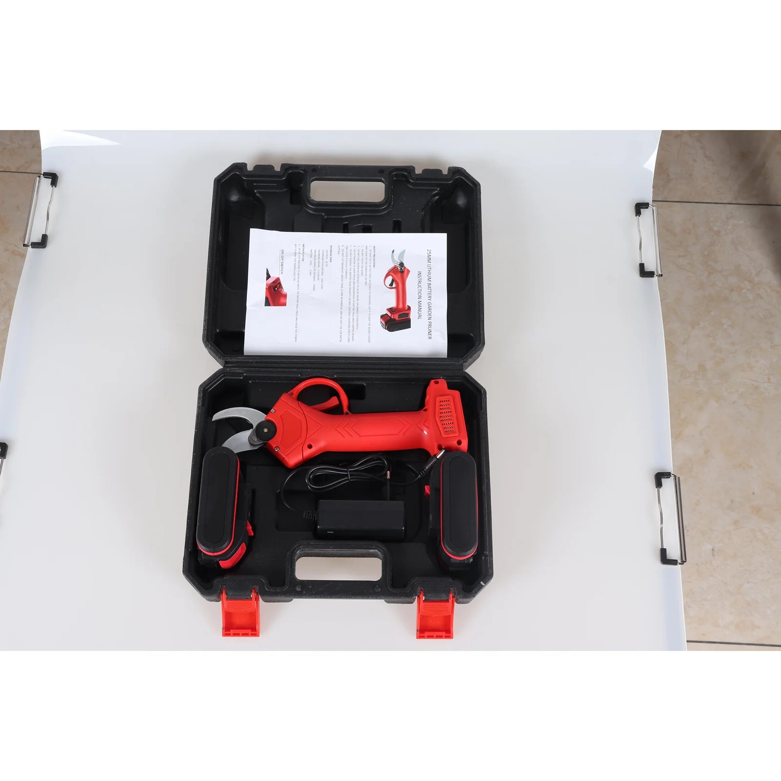 

Arborist Professional 25mm Cordless Electric Garden Scissors Rechargeable Brushless Pruning Shears OEM 21V 2.0Ah Battery