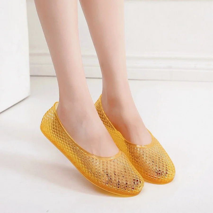 New Clear Jelly Sandals Women's Flat Bottom Closed Toe Transparent Grid Sandal Woman Indoor Outdoor Summer Beach Shoes Hollowed view 2