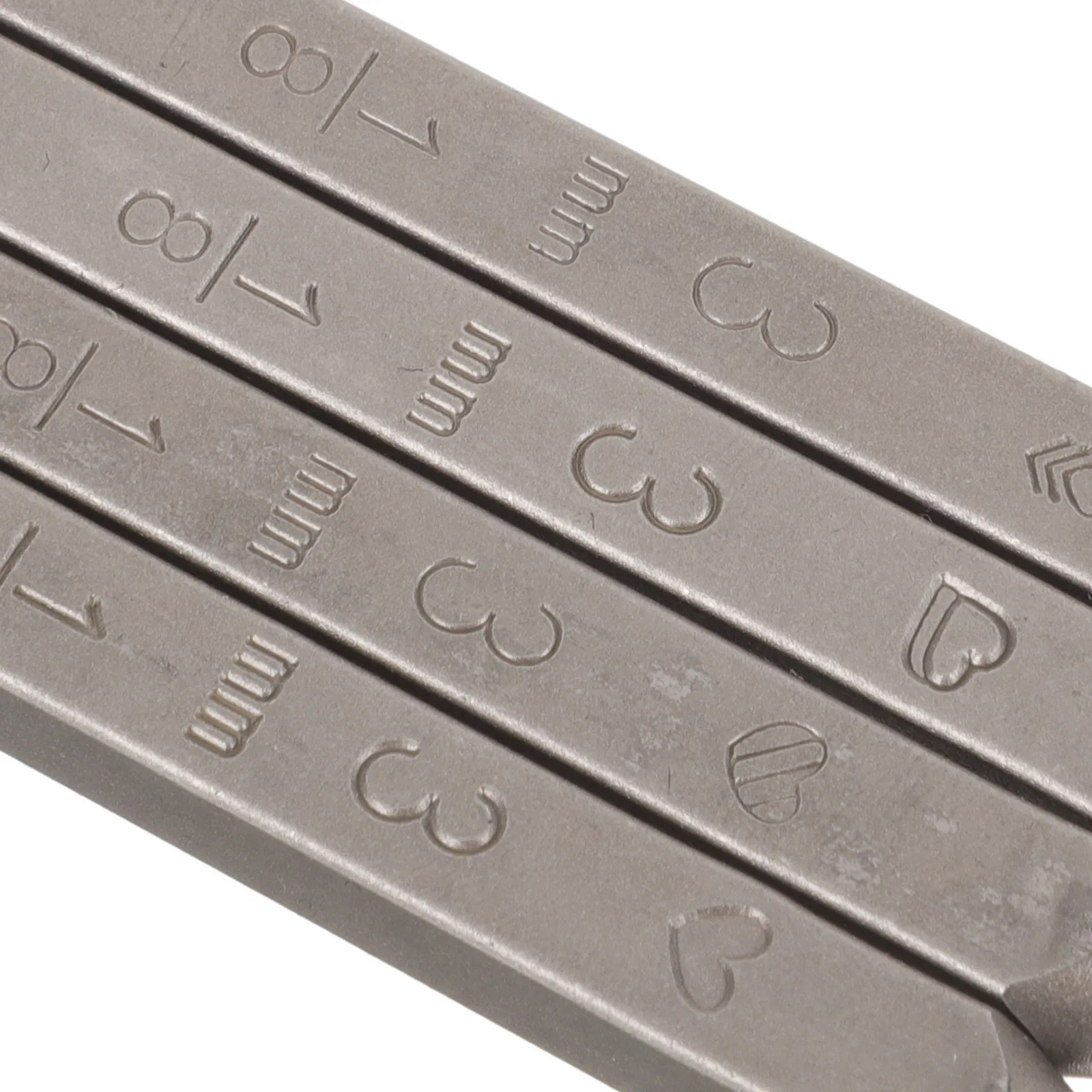 12pçs conjunto de selos de aço em forma de coração, ferramentas artesanais, acabamento fino, armazenamento portátil, fácil de transportar, perfurador de metal