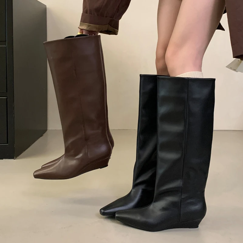 Jesienno-zimowa miękka skóra przytulne szpiczaste Toe buty do kolan kobieta kliny obcasy buty damskie Botas Largas De Mujer