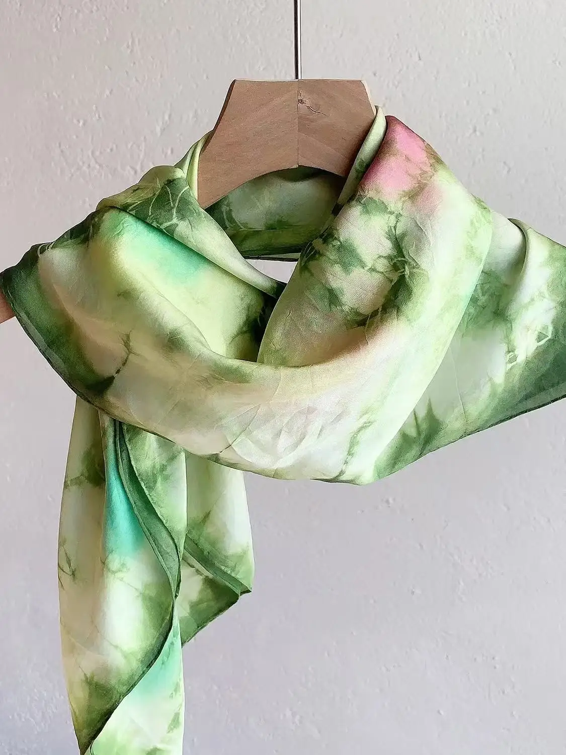 

2026 Women's Tie Dye 100% Silk Scarf Large Square Head Scarf Neck Shawl Soft Floral Gradient Wrap for Women Beach Travel