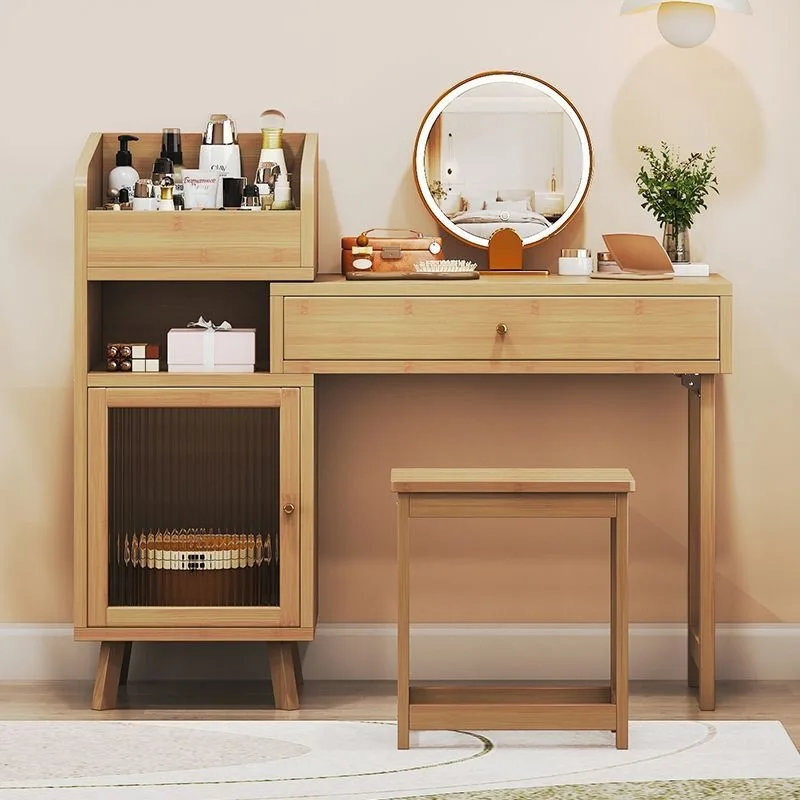 

Dressing Taipei European simple bedroom log small apartment makeup table