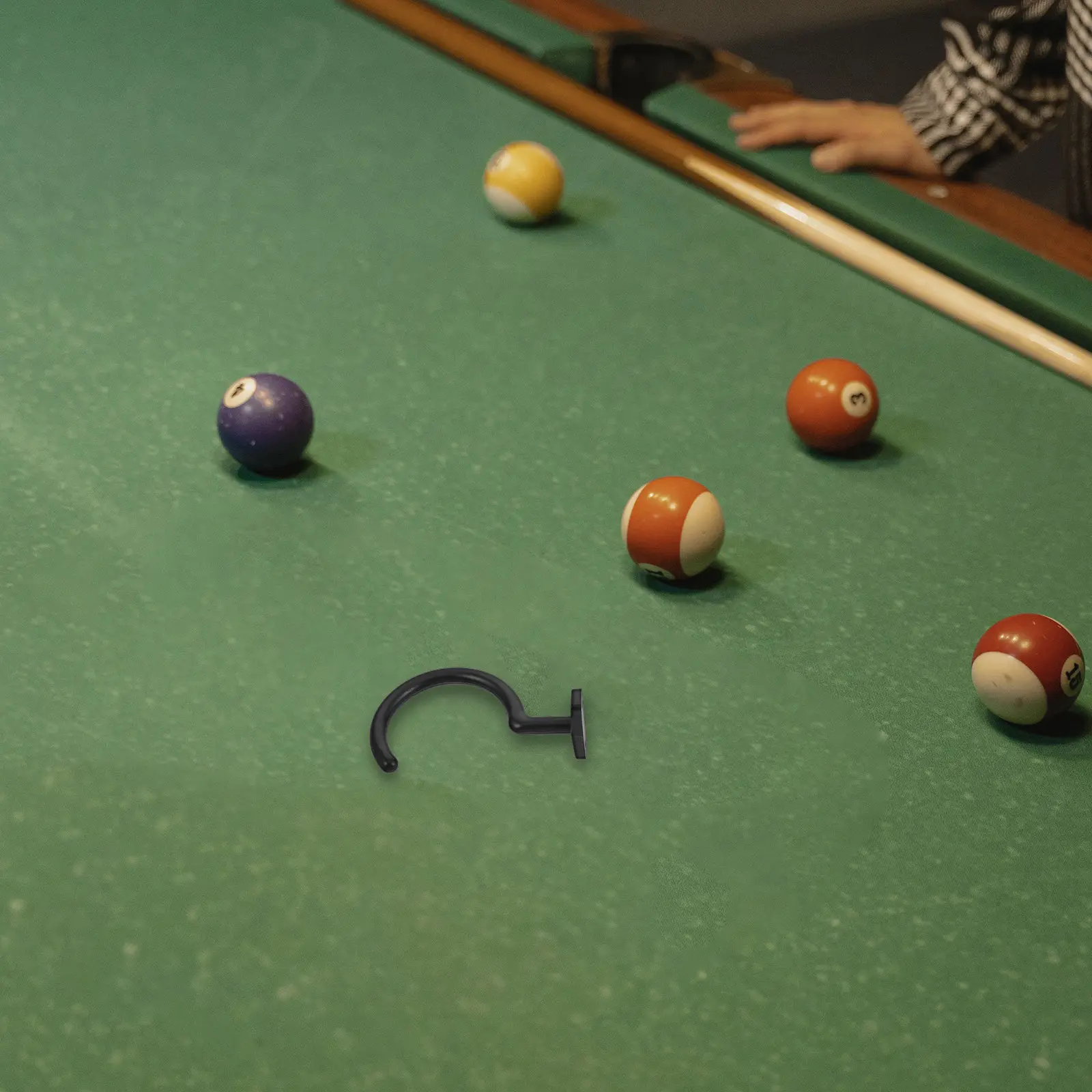 

Крючок для бильярдного стола, аксессуар для бильярдного стола, держатель для кия, крючок-стойка, треугольное крепление для снукера, металлическая конструкция, простая установка