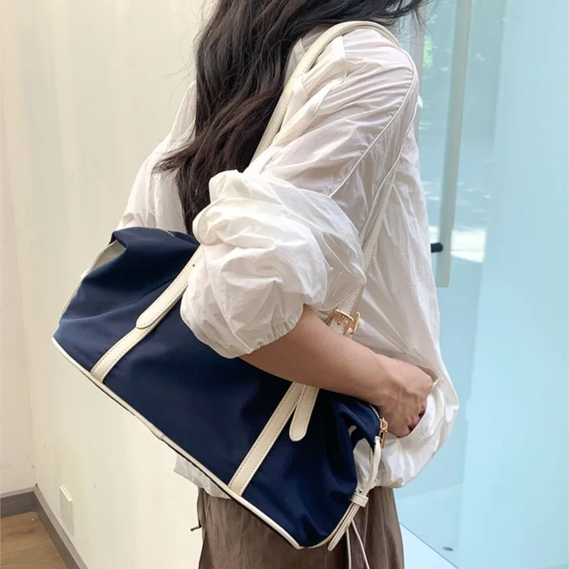 2024 New Nylon Large Capacity Shoulder Bag Women Casual Simplicity Big Commuting Handbags Korean Fashion Solid Color Handbags