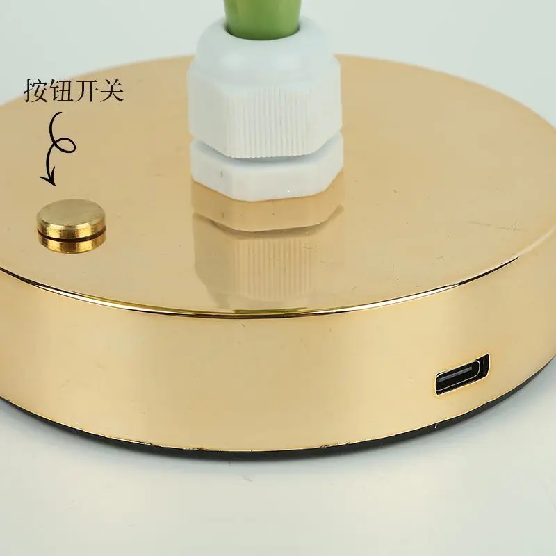 باقة لطيفة مصباح طاولة مزخرف قابل لإعادة الشحن على شكل عباد الشمس وإضاءة ليلية لتزيين غرفة نوم الفتيات