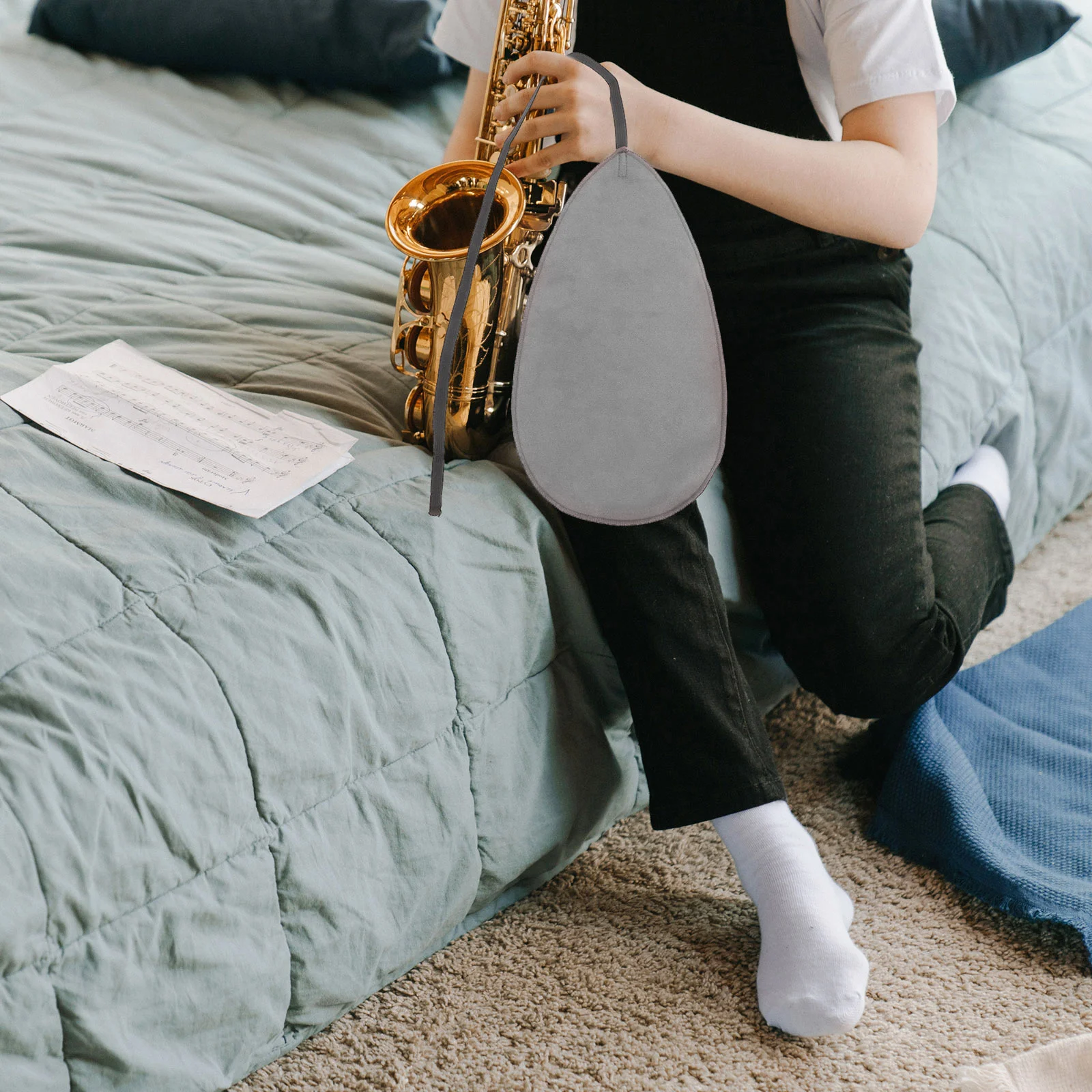 

2Pcs Saxophone Flute Clarinet Cleaning Cloth Firm Durable Soft Music Instrument Care Rag Absorbs Moisture Reusable