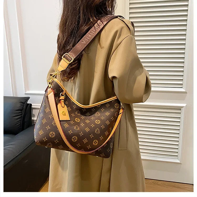 

Free shipping 2025 designer Shoulder tote Bags womans ladies flap lady fashion casual handbag women crossbody Underarm totes mes