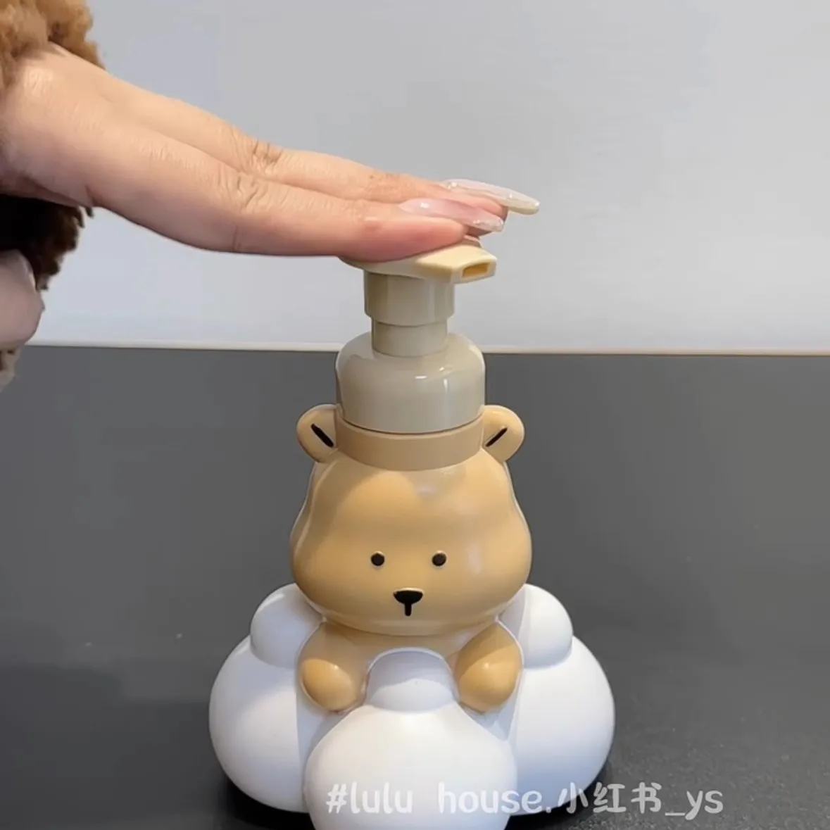 Cute Bear Foam Foam Bottle hand sanitizer Shampoo Body Wash Face Wash Large capacity pressing bottle - view 5