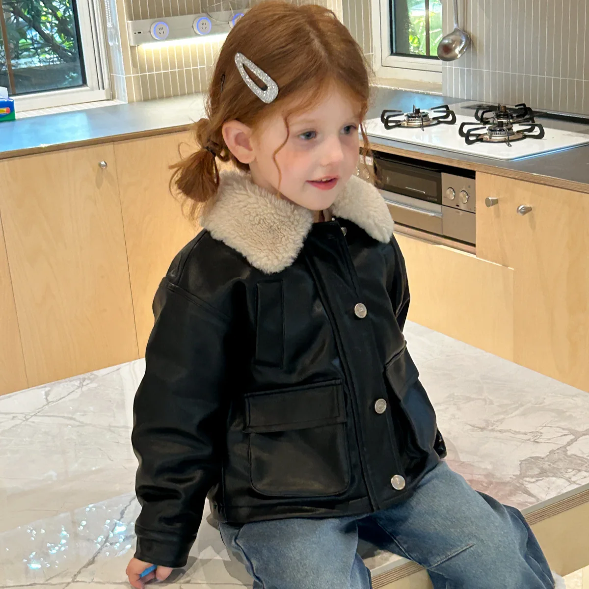 

Korean Winter Children Girl Leather Jacket Fleece Turn Down Collar Toddler Kid Girl Outerwear Thicken Warm Infant Baby Girl Coat