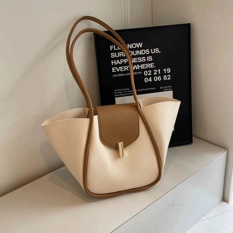 High-end Contrasting Color Pretty Large-capacity Bag Women's New Fashion Commuter Shoulder Bag Portable Tote Bag Wing Handbags