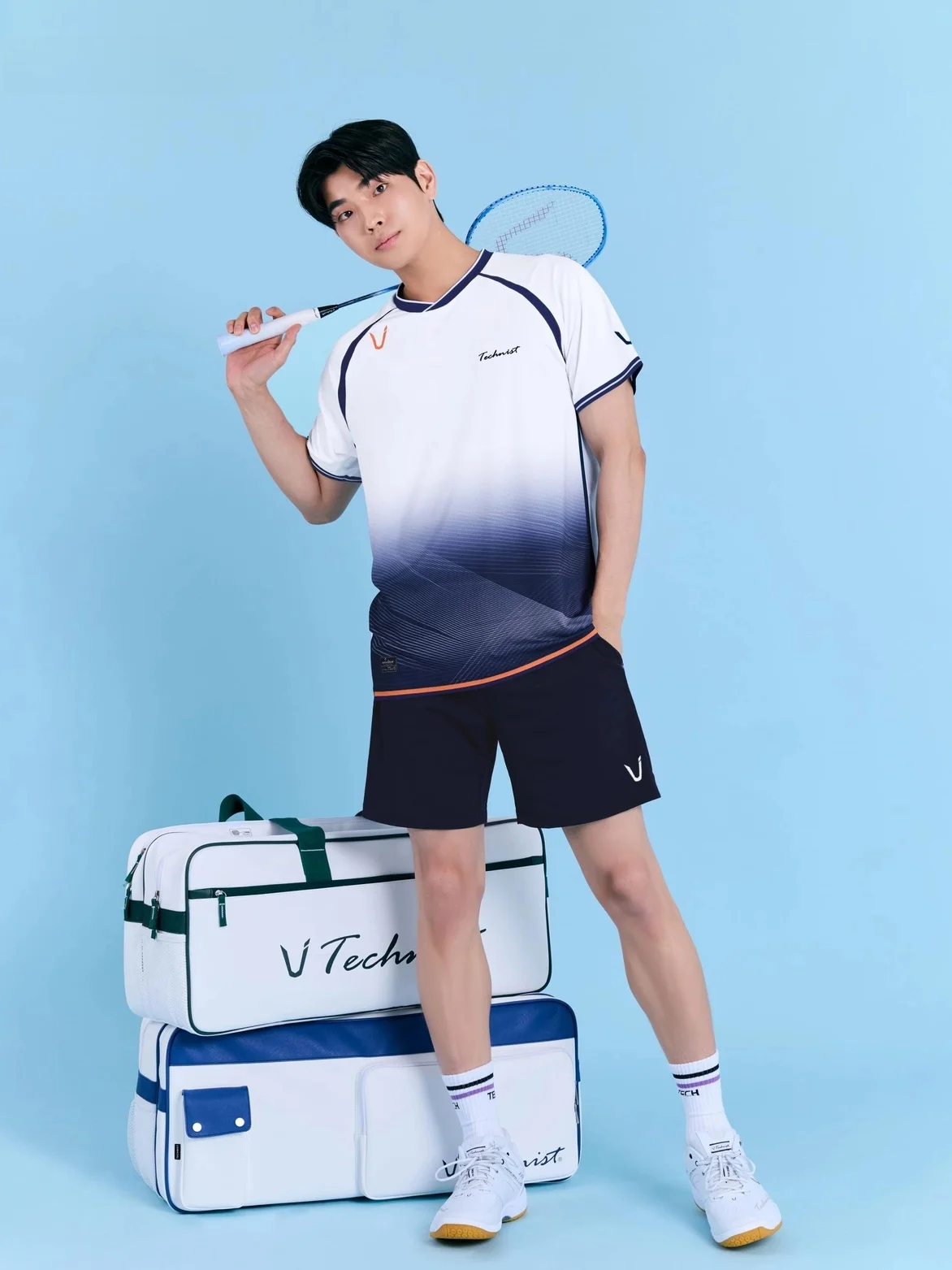 2026 New Men's Badminton Sports Suit Quick Dry Breathable Short Sleeve T-Shirt Shorts Two Piece Set Running Fitness
