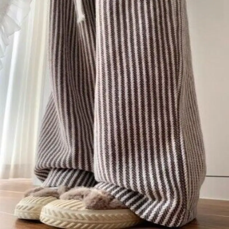 

Полосатые мягкие вязаные брюки для женщин осенью и зимой. Брюки с высокой талией и широкими штанинами. Свободные повседневные брюки с прямыми штанинами CQ67