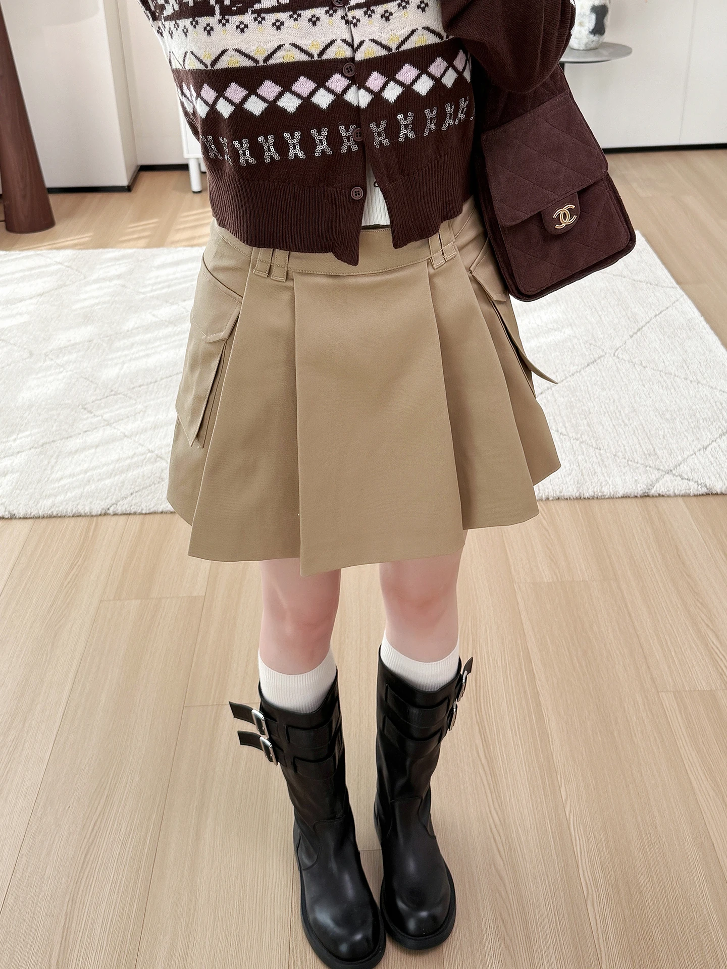 

Женская модная плиссированная юбка-трапеция с высокой талией из полиэстера, облегающая, с дизайном на высокой талии