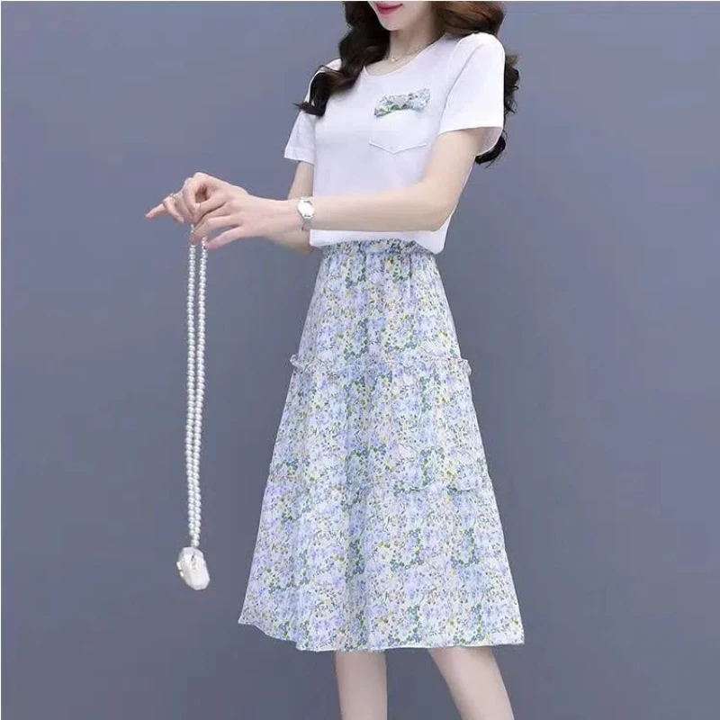 Summer New Fashion Sweet Fragmented Flowers Summer Two Piece Set Round Neck Pocket Short Sleeve T-shirt High Waist Printed Skirt