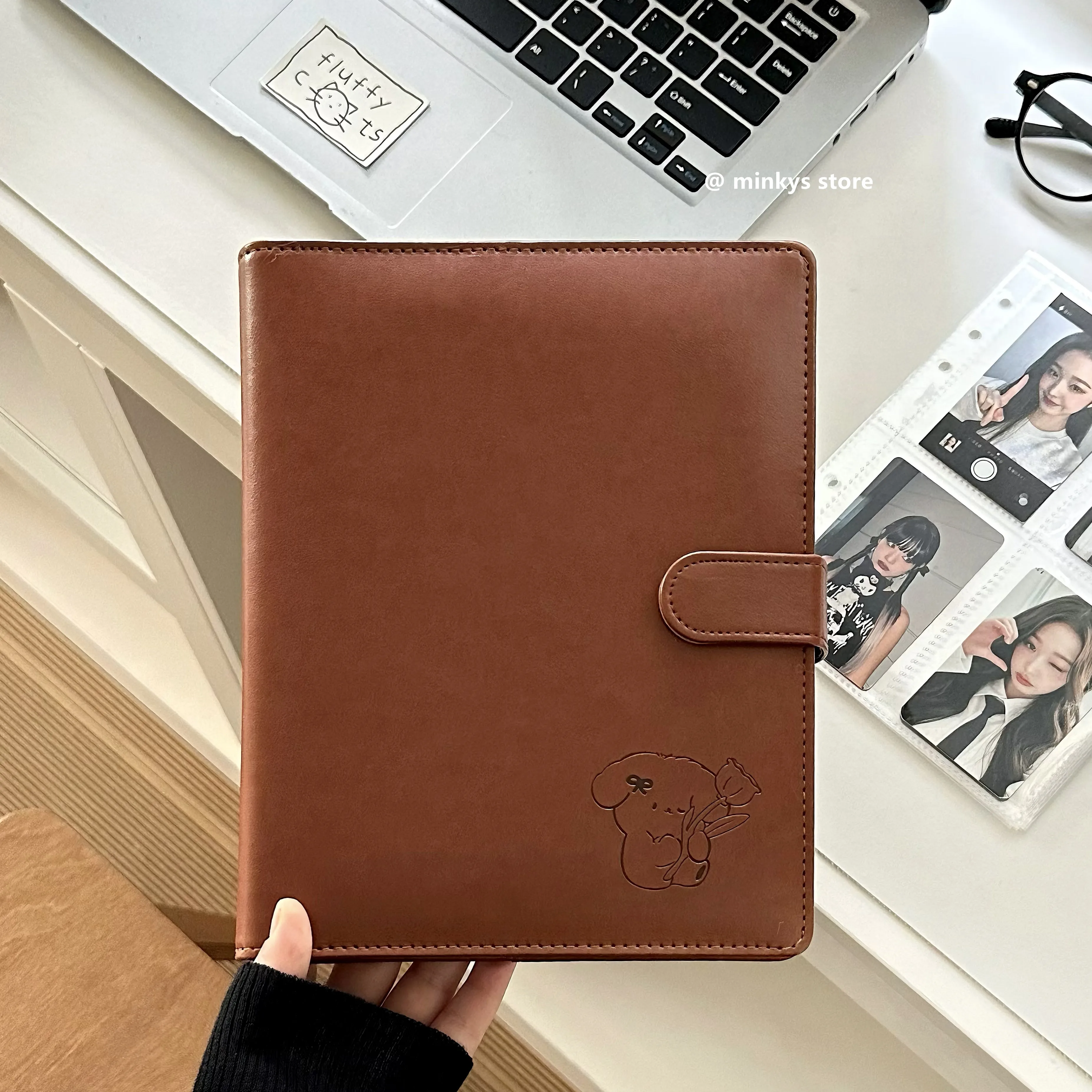 MINKYS Original Design Brauner Welpe Hund PU Leder A5 Kpop Fotokartenbinder Sammelbuch Idol Fotoalbum Notizbucheinband – Detail 4