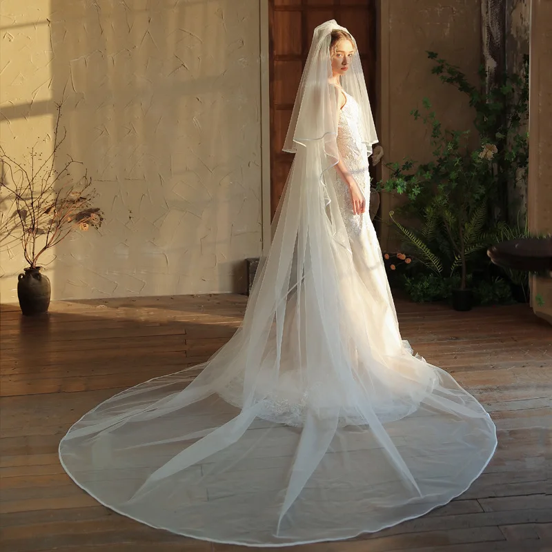 Abito da sposa lungo principale Velo da sposa Velo da sposa a doppio strato con coda da 3 metri Velo soffice che copre Mantillas per il viso
