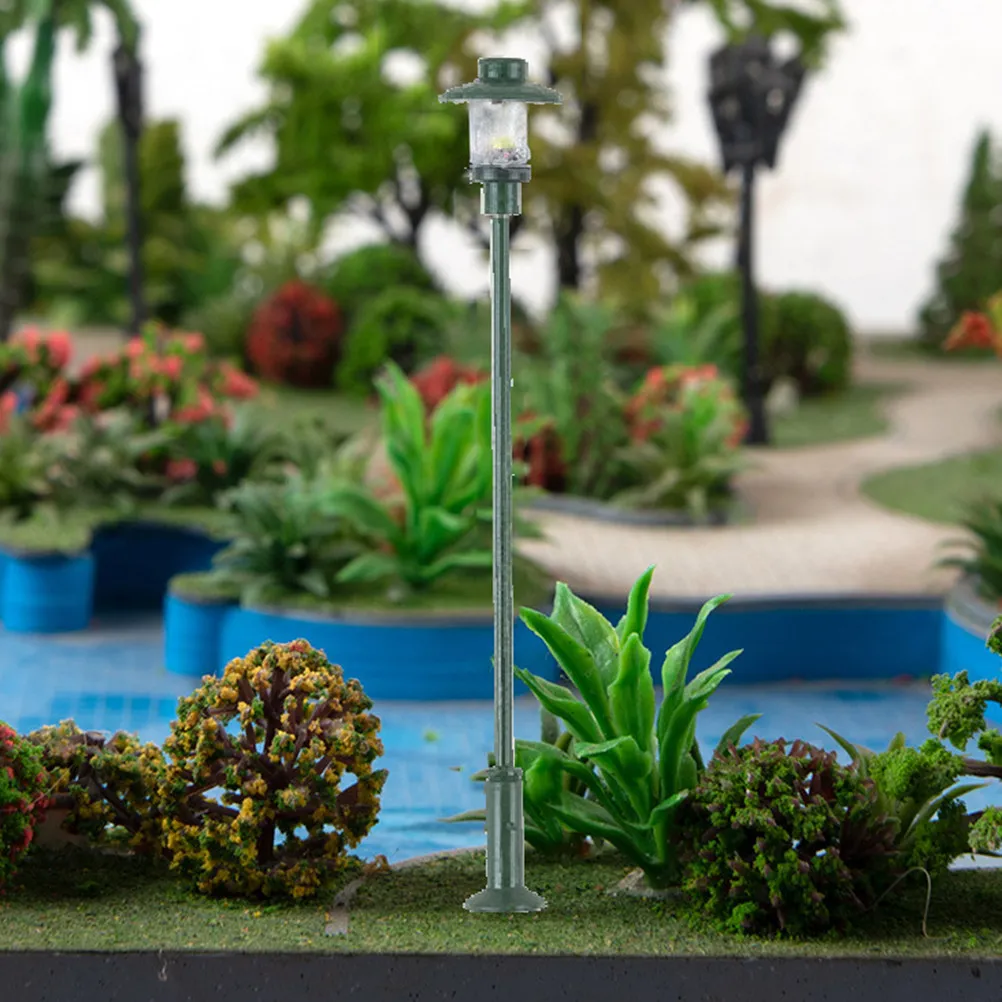 

5Pcs Mini Street Lamp Models for Sand Table Decor Premium Delicate Lamp Posts for Mini House Garden Landscape DIY Microscenery