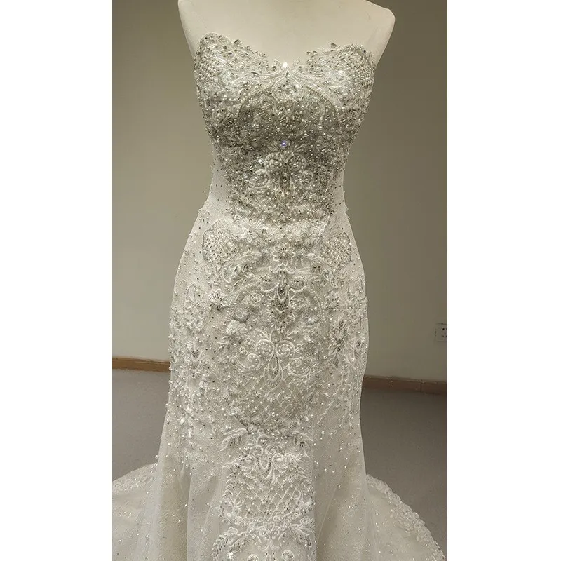 

A new vintage lace main fabric fishtail chiffon toasting dress