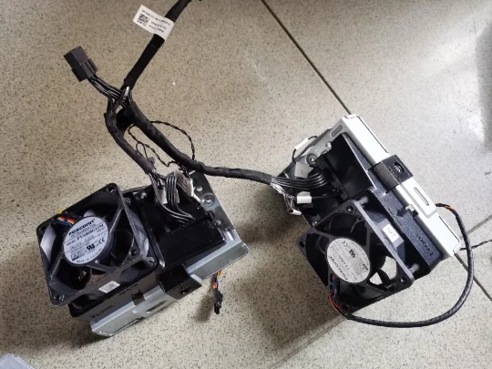

For DellT 7920 Workstation Front Four Disk Hard Disk Shelf Kit with main board No cage bracket