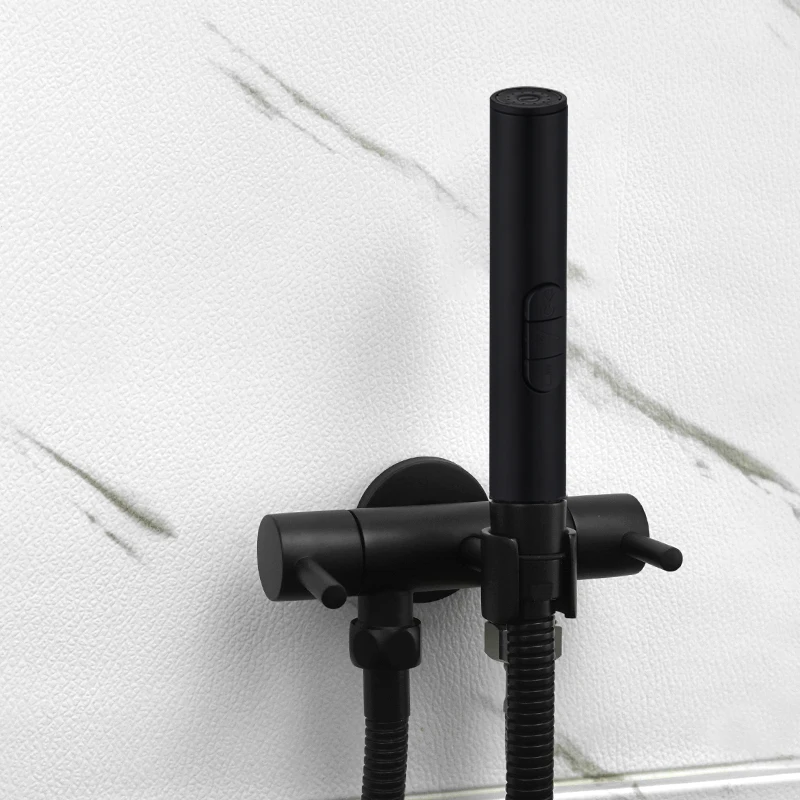 

Портативный распылитель для биде высокого давления, балкон, туалет, 3-функциональный ручной распылитель, насадка для душа, самоочищающаяся, матовое золото