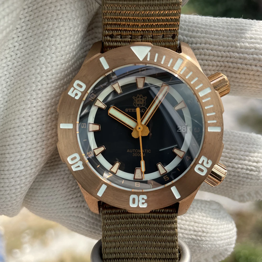 STEELDIVE Official SD1950S Japanese NH35 Novement CuSn8 Bronze Watch Artificially Synthesized Sapphire Waterproof Luxury Watch