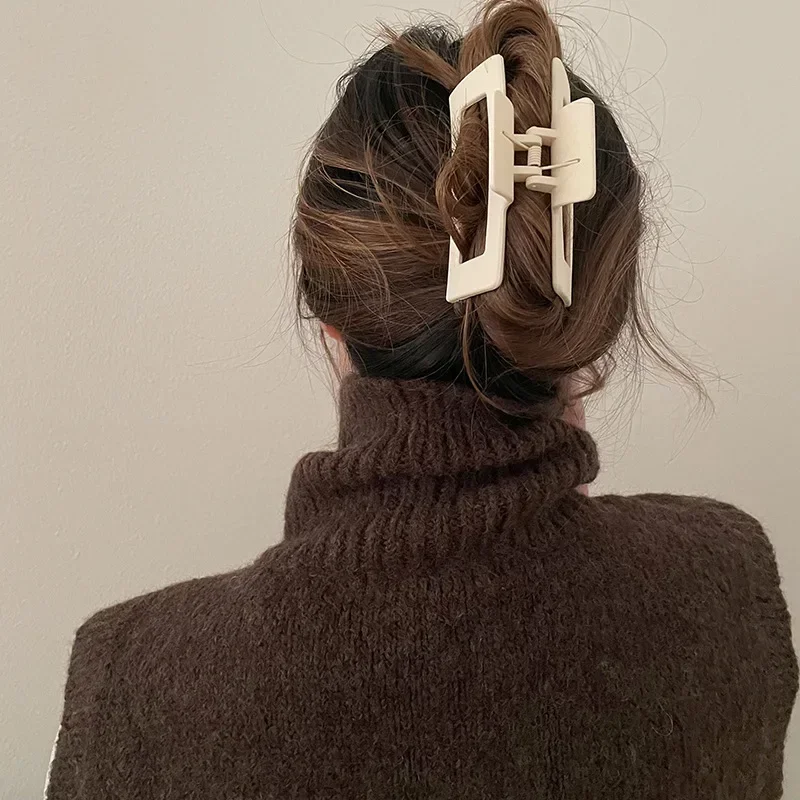 Koreanische Frauen Mädchen Kunststoff Haar Krallen Clips Kopf bedeckung trend ige große Haarnadel Krabben Haars pange Mode Ornament Haarschmuck