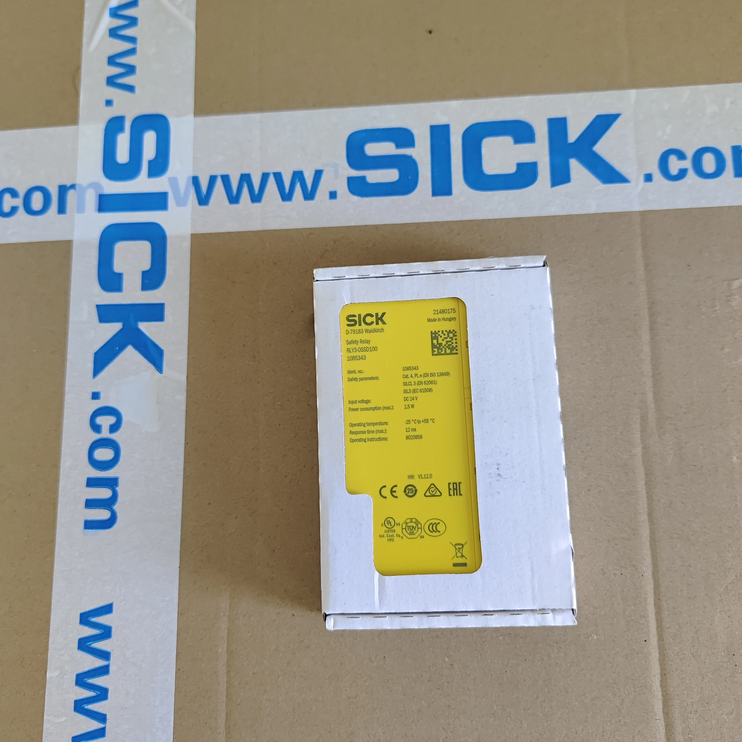 العلامة التجارية المريضة الأصلية RLY3-OSSD100 رقم الطلب 1085343 مستشعر مرحلات الأمان متوفر في المخزون