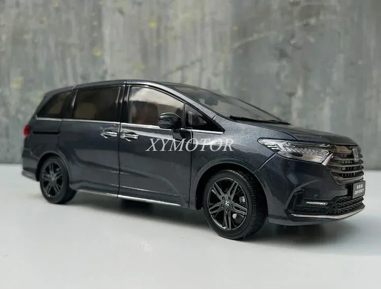 1:18 For Honda ODYSSEY Hybrid 2022 MPV Diecast Model Car Silver/White Toys Hobby Gifts Display Ornaments Collection