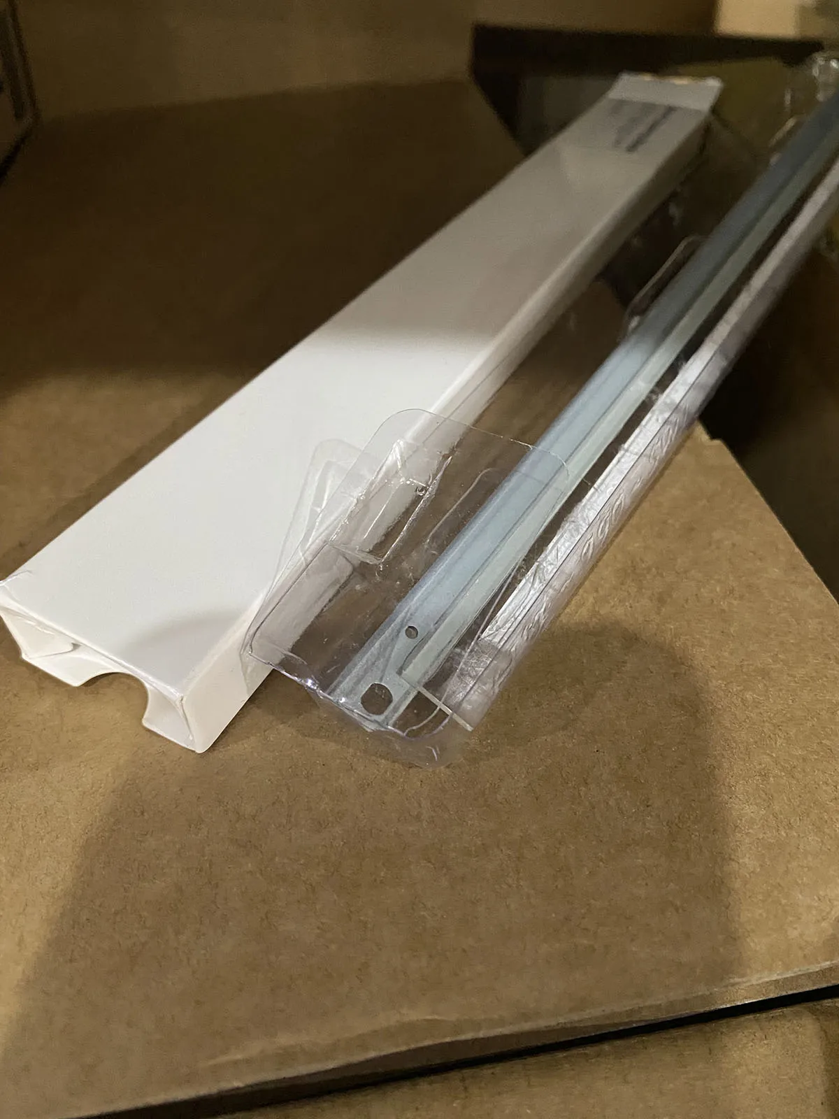 Лезвие для чистки барабана для Kyocera FS1016 FS1028 FS1100 FS1128 FS1035 FS1120 FS1135 FS1320 FS1350 FS1370 FS1300 FS720 KM2810 Лезвие для чистки барабана для Kyocera FS1016 FS1028 FS1100 FS1128 FS1035 FS1120 FS1135 FS1320 FS1350 FS1370 FS1300 FS720 KM2810