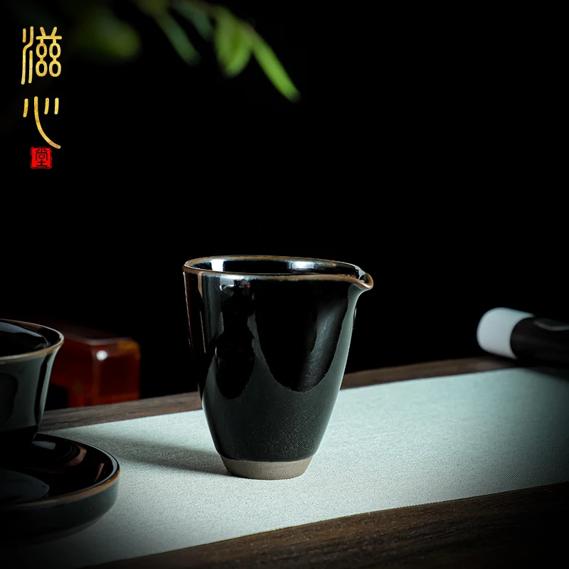 |Wu Jiwang sharply glaze manual build fair lamp cup tea points high-end kung fu tea tea is tea sea ceramic accessories