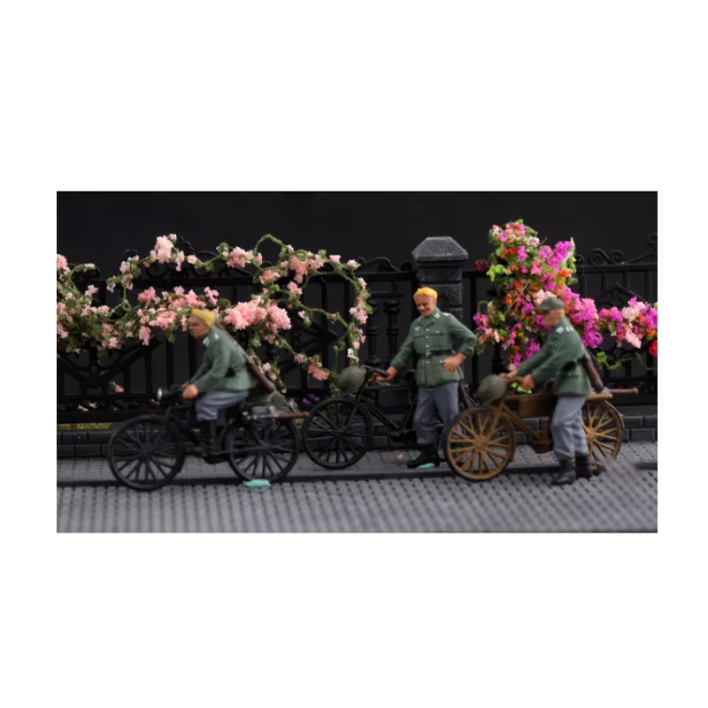 วัสดุเรซินขนาด 1:72 จักรยานเยอรมัน 3 คัน + ทหาร 3 นาย เหมาะสำหรับฉากรถถัง เฮลิคอปเตอร์ ของสะสม ของตกแต่ง