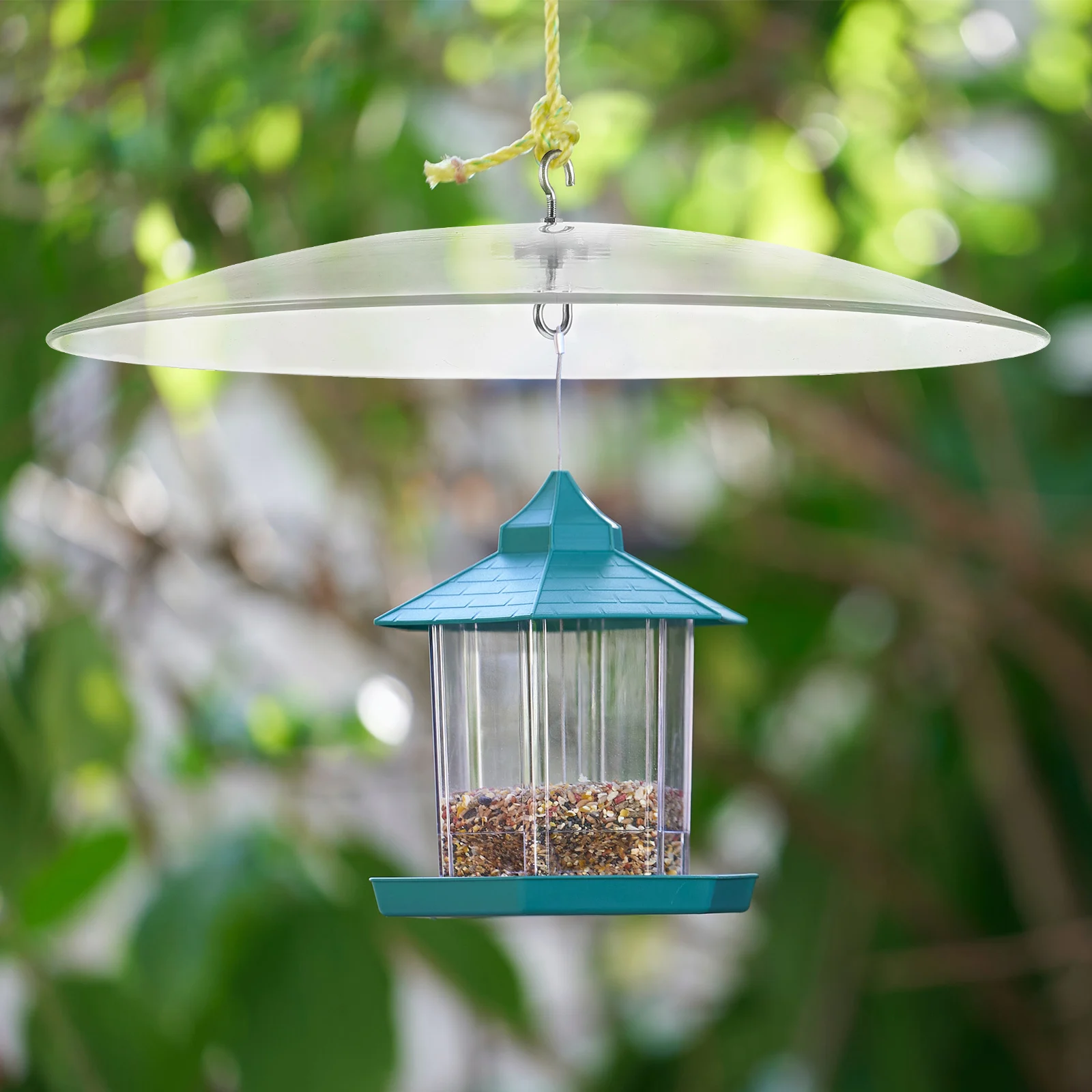 

Clear Dome for Bird Feeder Durable Plastic Iron Hook Hanging Cover Rain Snow Proof Outdoor Feeder Accessory Pet Supplies