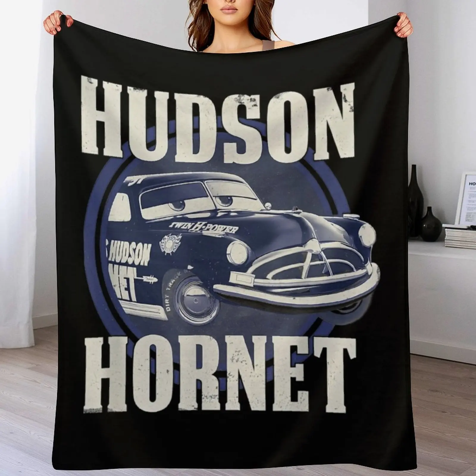 Hudson Hornet Badge Graphic Throw Blanket Luxury Thicken Camping Blankets