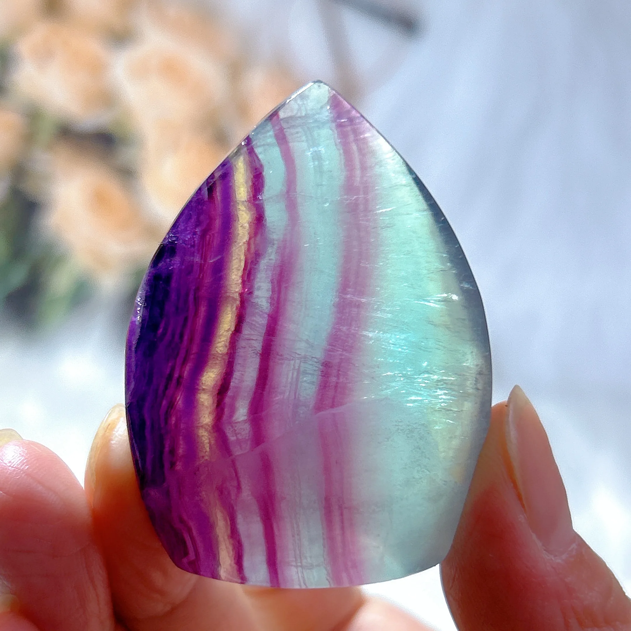 

High Quality Natural Crystal Candy Fluorite Freeform Colorful Silk Ribbon Healing Reiki Ornament Gift Home Decorations Ore