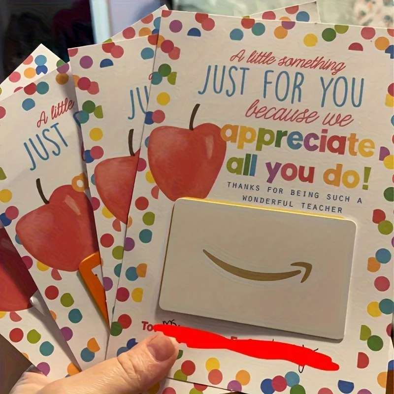 حاملي بطاقات هدايا تقدير المعلم - بطاقات شكر للمعلمين والمدربيين والمساعدين - تصميم منقط، أسبوع المعلمين