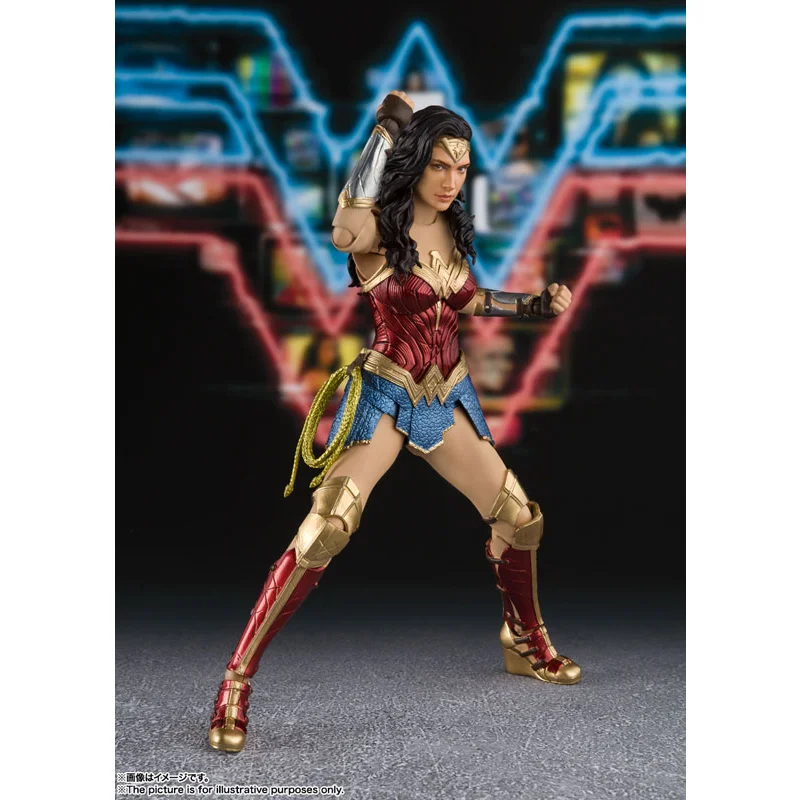 BANDAI WW84 Wonder Woman フィギュア Amazon.co.jp: TAMASHII NATIONS S.H.フィギュアーツ ワンダーウーマン