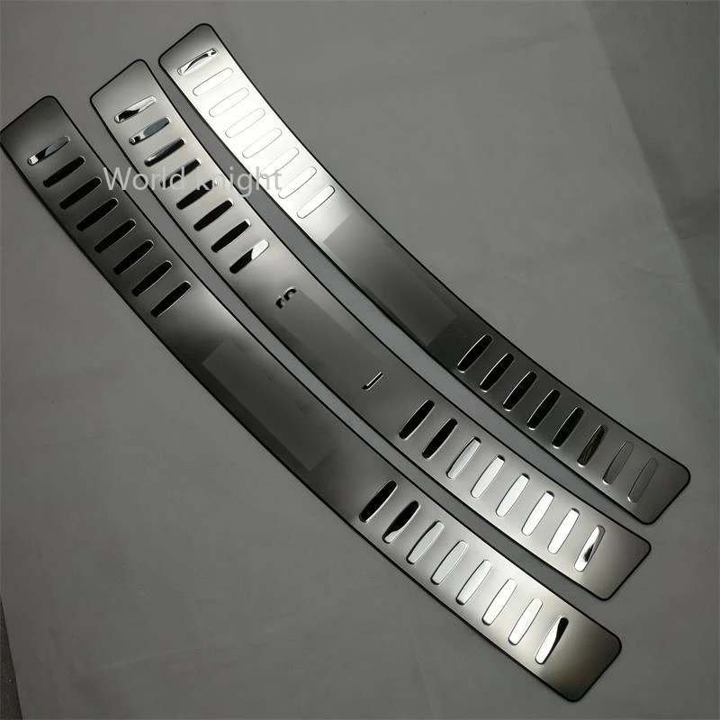 Car styling For Subaru Forester Outback XV 2009 - 2017 Stainless Steel car Rear Bumper Protector Sill Trunk Tread Plate Trim