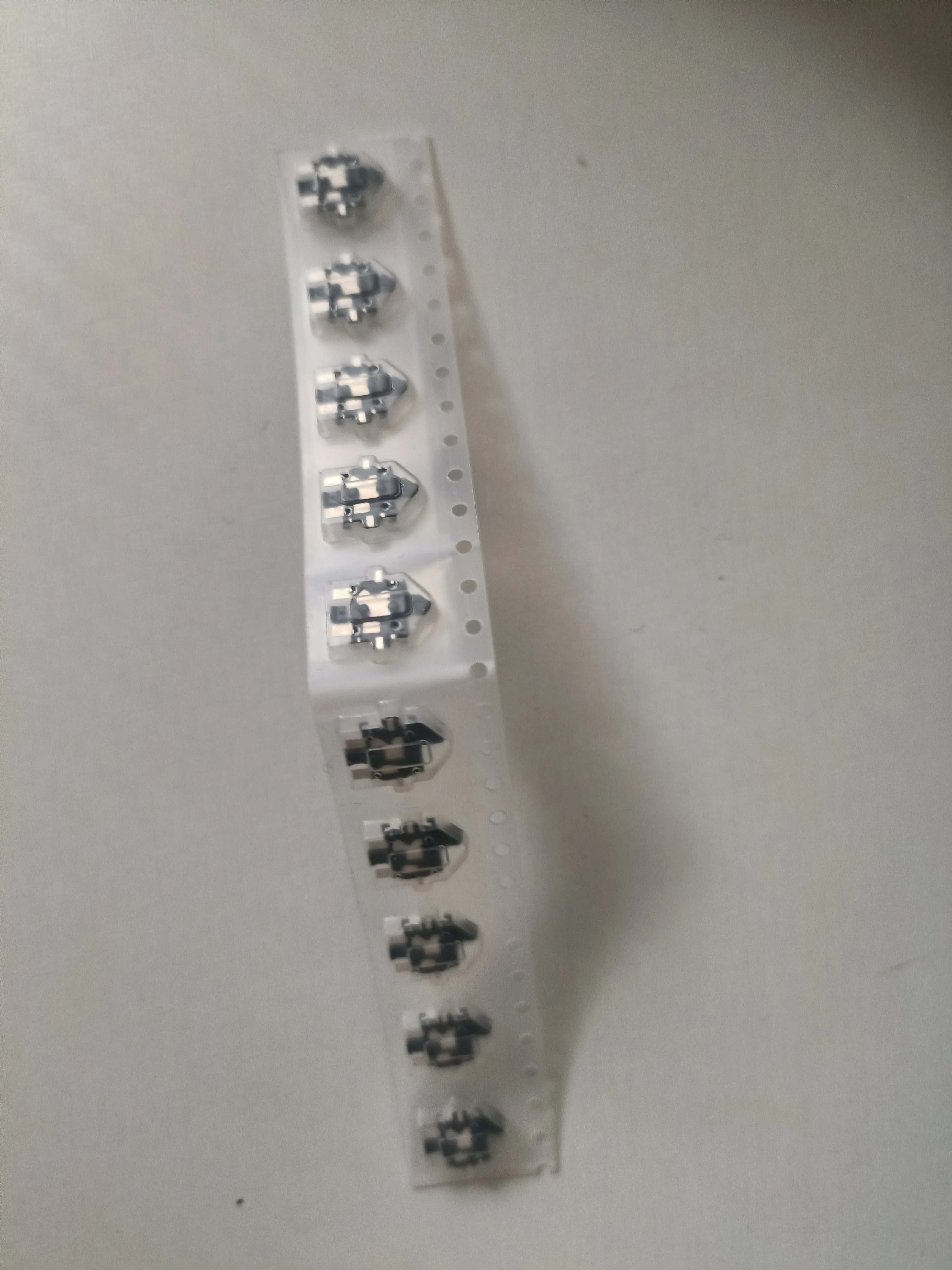 10PCS ESE31R11T imported Japanese patch 4-pin detection switch side press light touch small miniature travel limit switch
