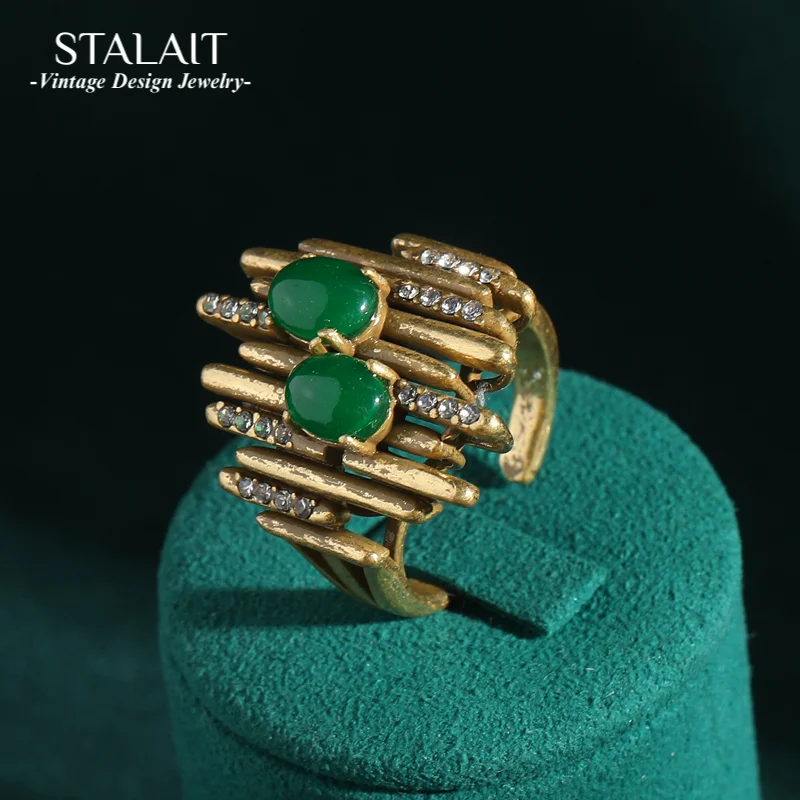 

Vintage Natural Stone Green Emerald Ring Luxury Gold Color Oval Geometry Adjustable Jewelry For Woman Mum Gift New Arrival 2025