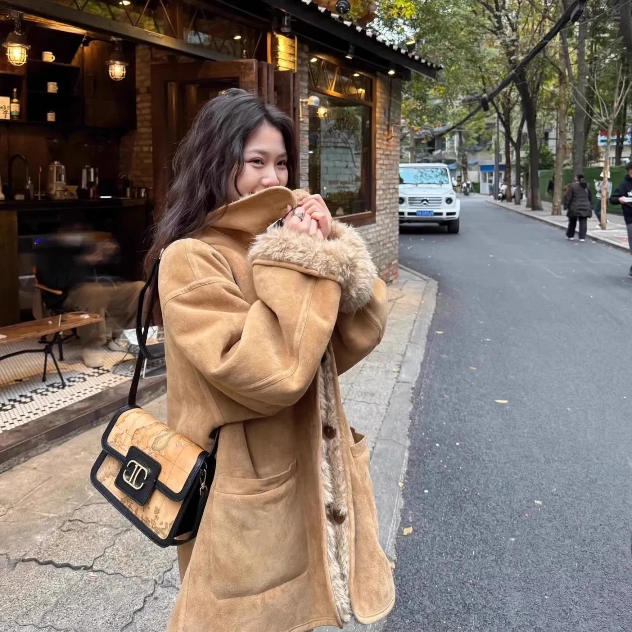 

Lamb Wool et Woman Winter Coats Ribbon Band Strip Tape String Thread Yarn Strand Fiber Filament Wire Line Twine Cord Rope GF