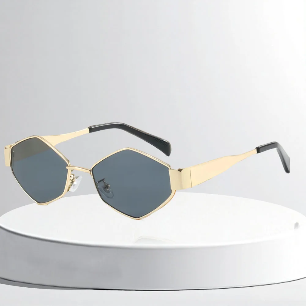 Luxury Hexagon Metal Sunglasses – Gold Frame Green Lens, Retro-Futuristic Design for Men & Women, UV400 Protection, Fashion Stat
