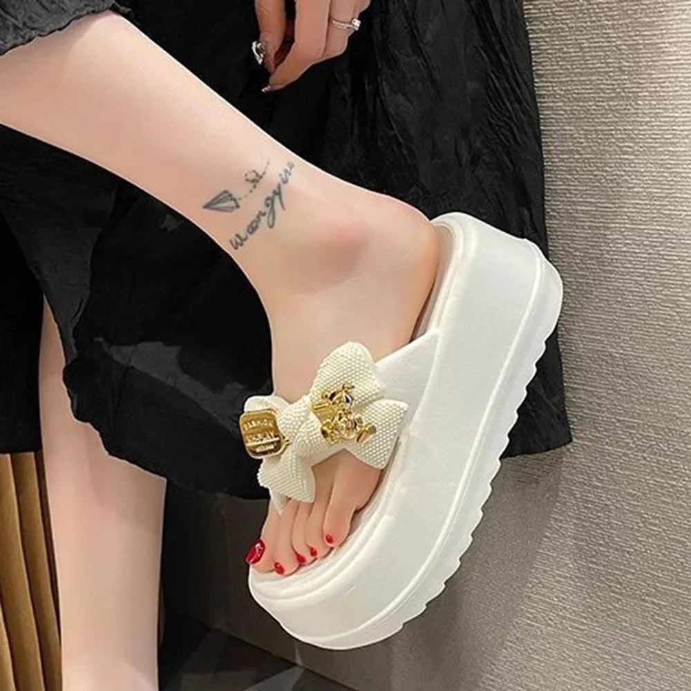 

New Trendy Cute Cartoon Bear Slippers EVA Summer Thick Heel Flip Flops Anti Slip Shoes Slippers for Women Beach