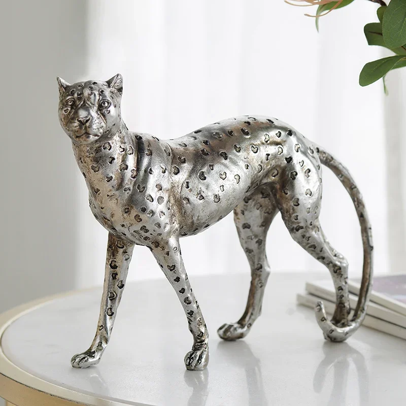 Resin Simulation Animal Sculpture Cheetah Leopard Silver Panther Decorative Figurines Home Decoration Accessories Handicraft