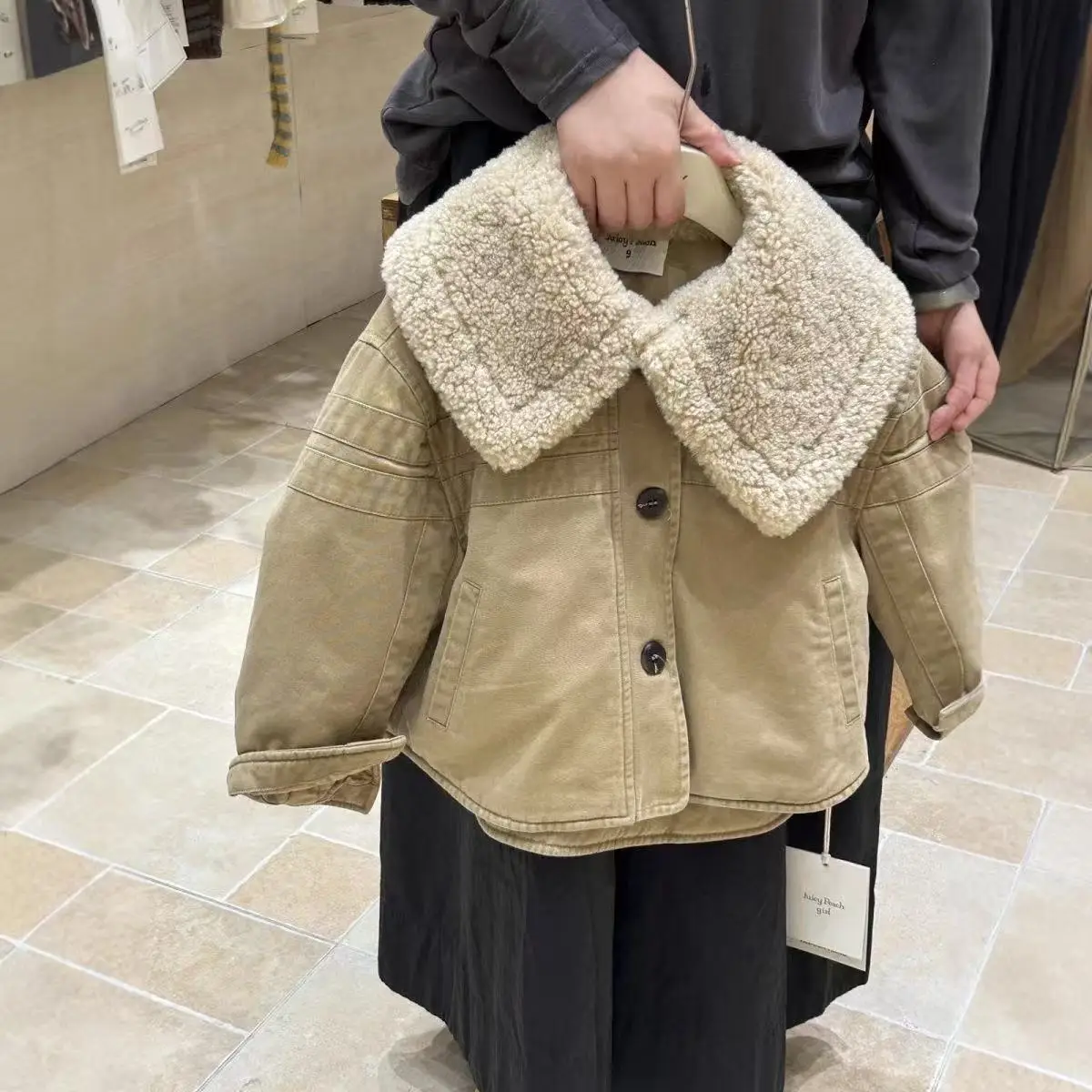 

Kids Winter New Fur Generous Collar Fashion Girls Short Thickened Jacket Jacket Cotton Jacket 90-140cm