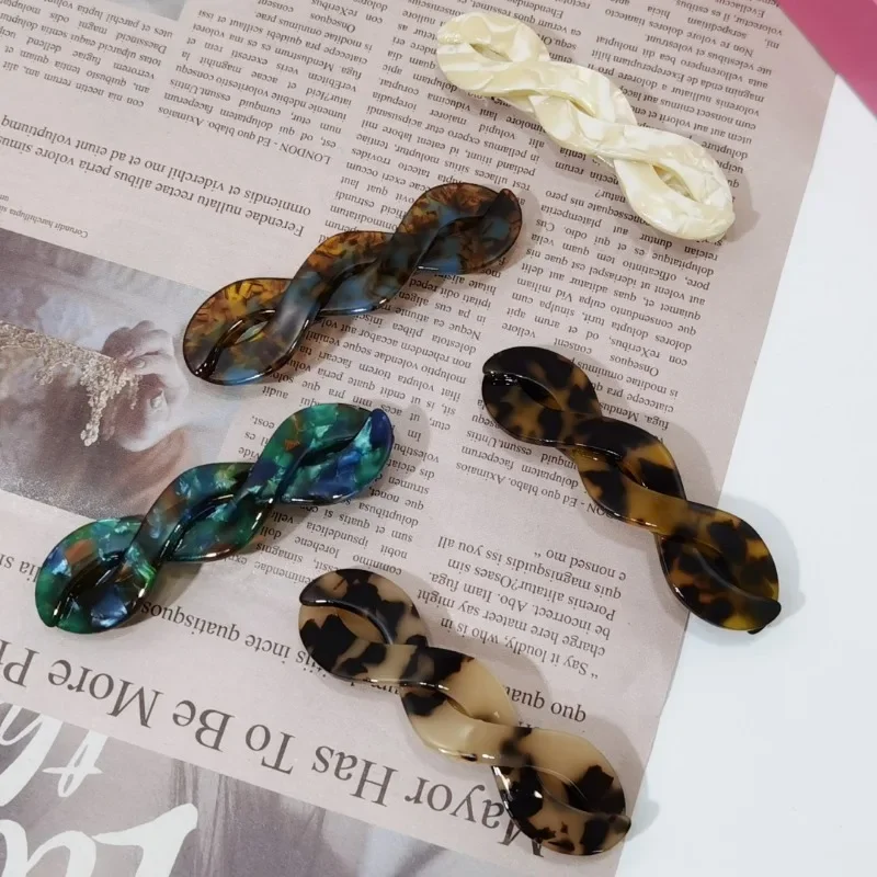 Vintage Acetic Acid Twist Hair Clip Headdress for Women 2024 Autumn Winter Temperament Korean Braid Hairpin Hair Accessories