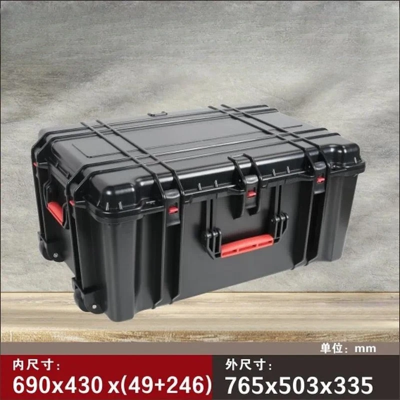 Large Aluminum Equipment Protective Box with Trolley High Temperature Drop Resistant Load Bearing Garden Hardware Tool