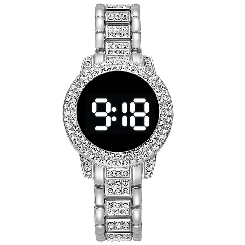 ساعة صيفية جديدة للسيدات لعام 2025 بحزام فولاذي ماسي مجموعة بسيطة من ساعات اللمس النسائية LED