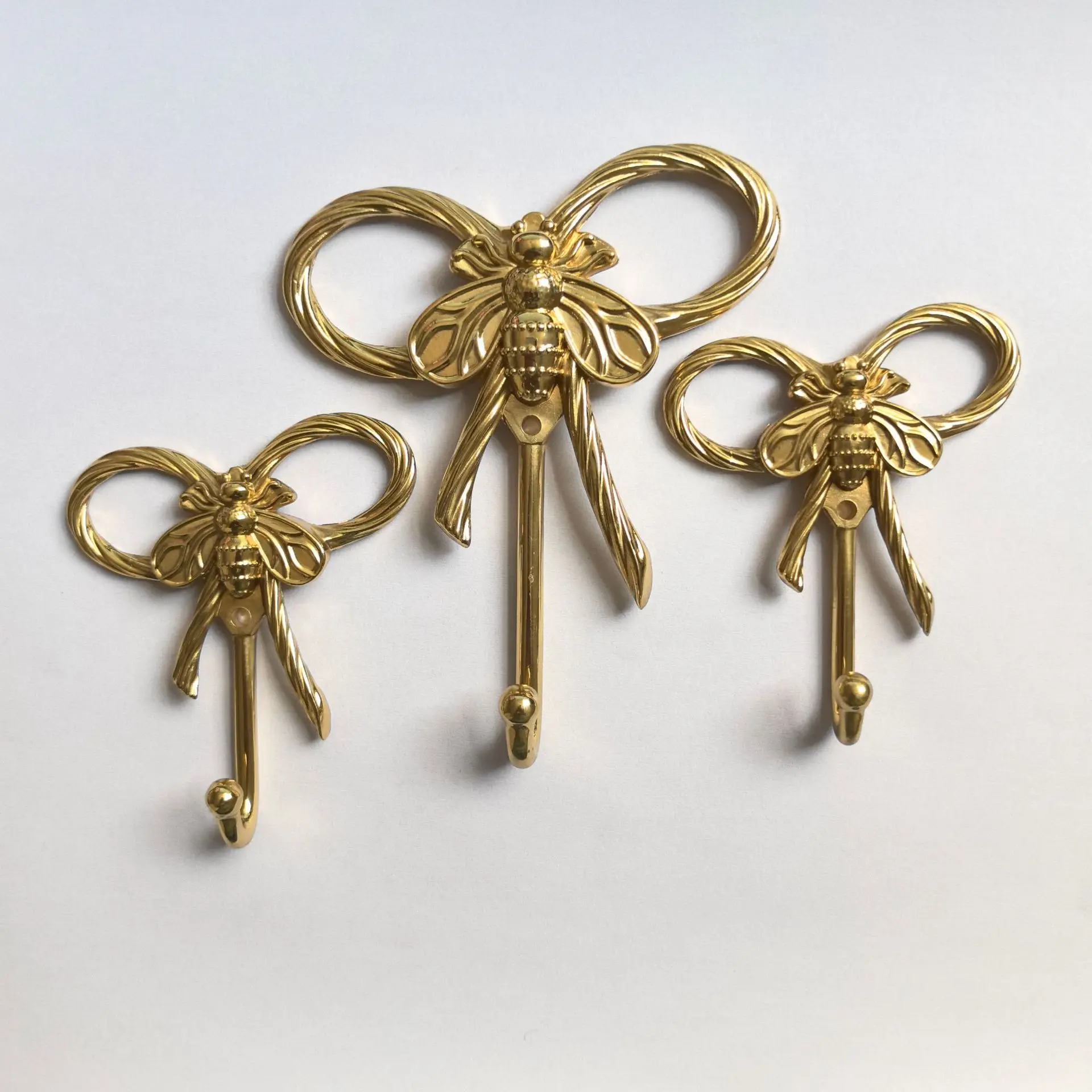 Brass Creative Bee Hooks Coat Hook Kitchen Wall Hooks Bedroom Porch Bathroom Decoration Luxury Solid Brass Bow Shape Wall Hook